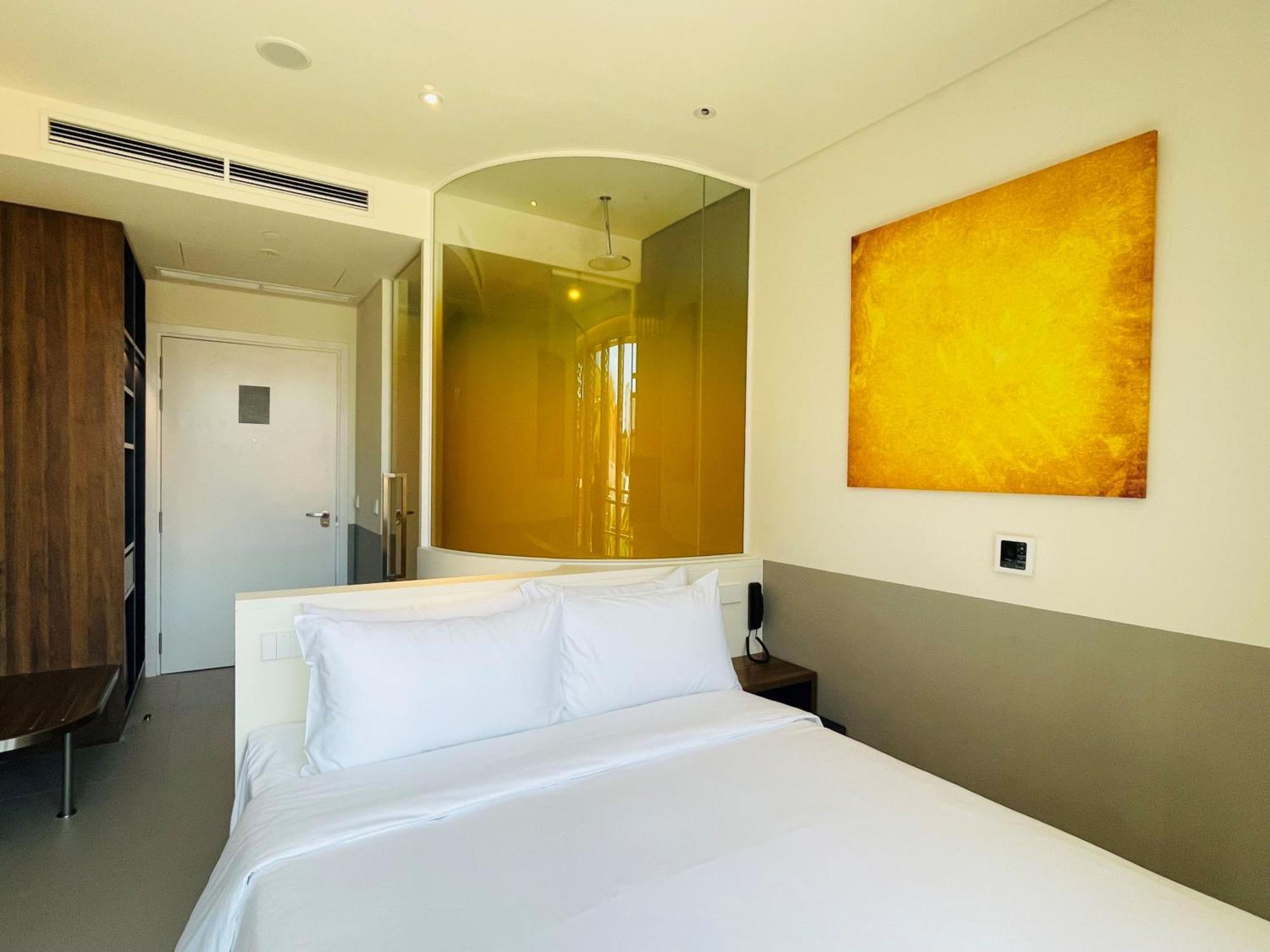 Wink Hotel Saigon Centre - 24Hrs Lifestyle Stay Cidade de Ho Chi Minh Quarto foto